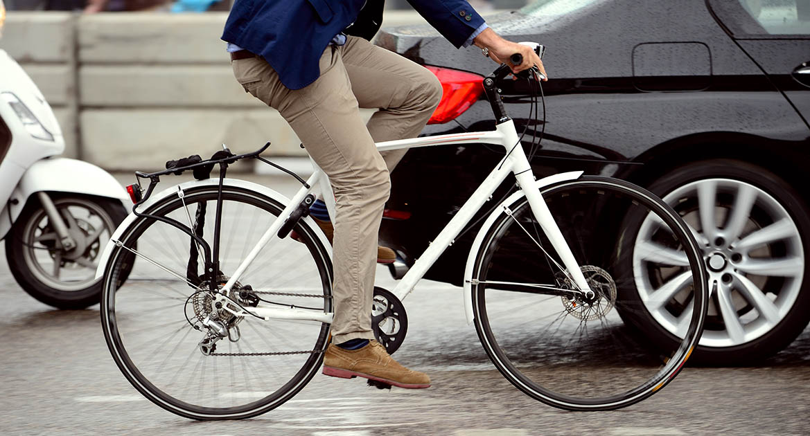 Side-Swipe Cycling Accidents: A Serious Danger on NYC’s Streets Image